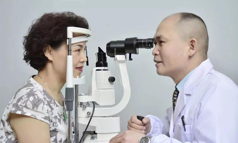 選購老花鏡為什么要先行驗光？