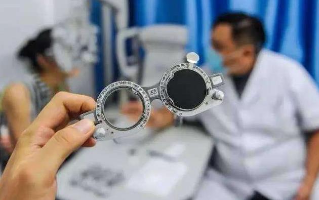 選配眼鏡掌握六個關(guān)鍵點，佩戴舒適不頭暈